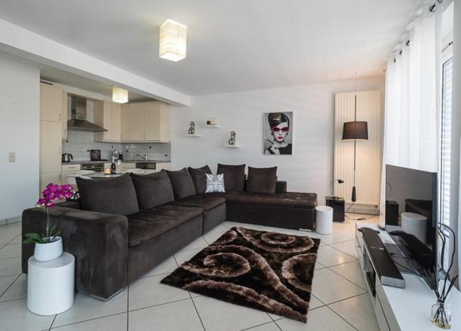 Luxury Penthouse Apartment With 3 Balconies -2 Bedrooms -Petrus View & Parking Lussemburgo Esterno foto